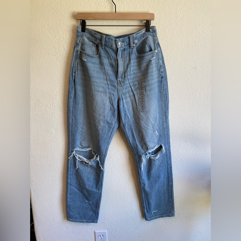 American Eagle Mom Jeans Brand New Denim